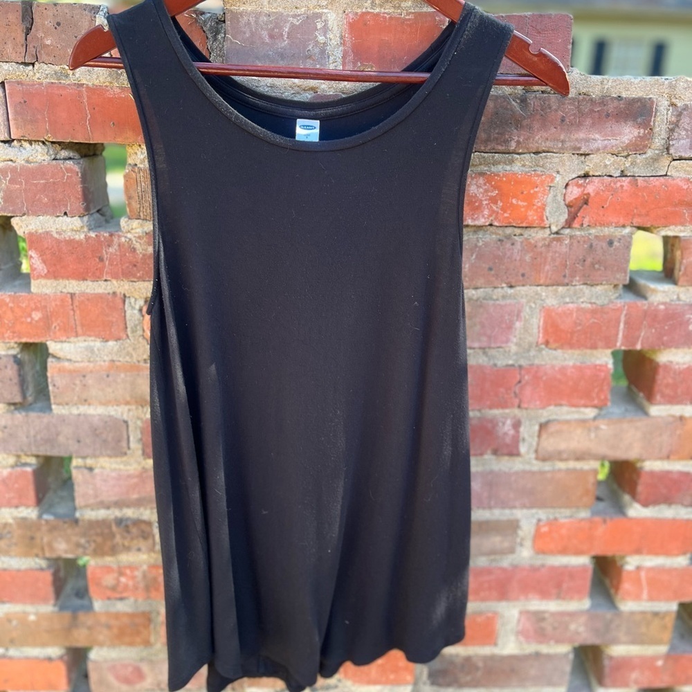 Black Crew Neck Sleeveless Tank Top